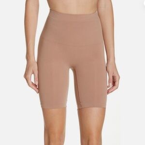 SKIMS Core Control Mid Thigh Shorts Size 2X / 3X